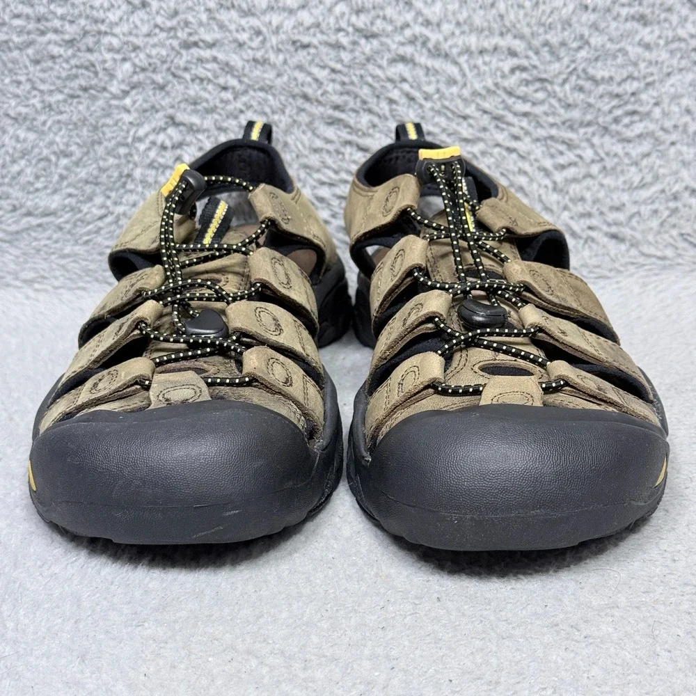 Keen Newport Mens Size 10 Waterproof Hiking Sandals Shoes Taupe Leather